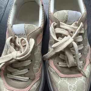 Gucci Beige and Pink Lace-Up Sneakers